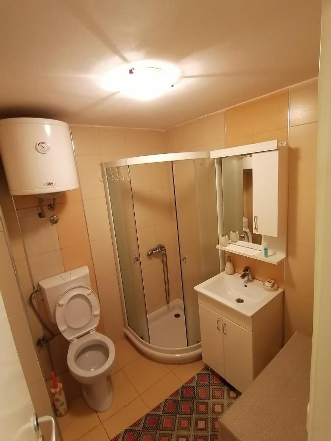 Studio Apartman Kocka Белград Екстериор снимка